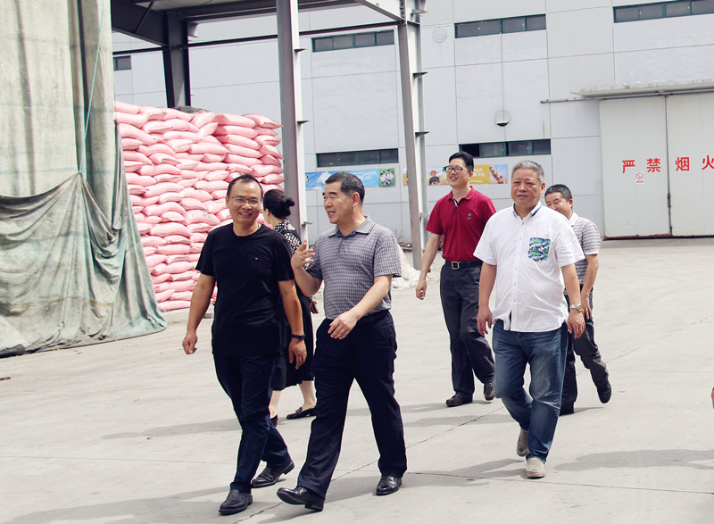 省社副主任、省農合聯(lián)執(zhí)委會副主任張建蒞臨臺